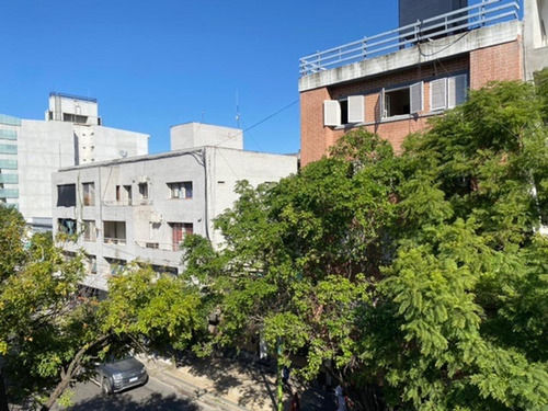 Imagen 26 de 27 de Departamento De Dos Pisos En Barrio Norte