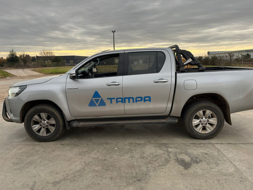 Toyota Hilux 2.7 Cd Srv Vvti 4x2 - A3
