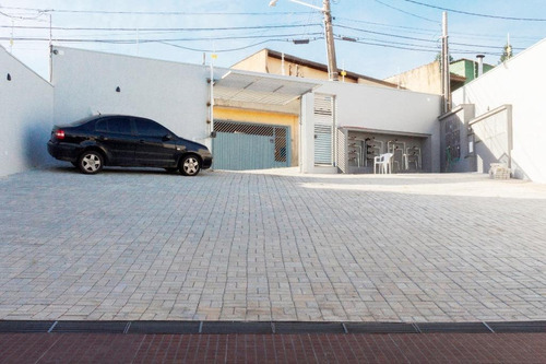 Sobrado Residencial À Venda, Guaianazes, São Paulo - So0032. - So0032