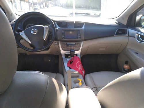 Nissan Sentra Unique