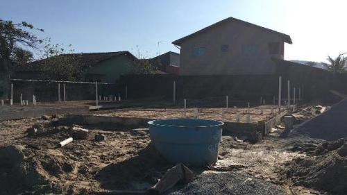 Imagem 6 de 8 de Sobrado Em Condomínio, Frente A Praia, Com Escritura