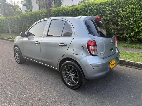 Nissan March 1.6 Active