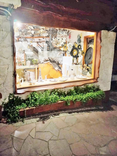 Fondo De Comercio Regaleria - Centro Comercial Sierra De Los Padres