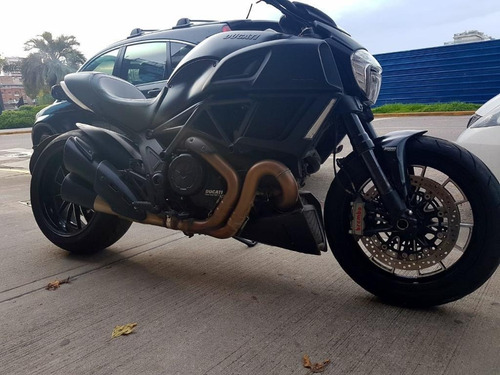 Ducati Diavel Dark