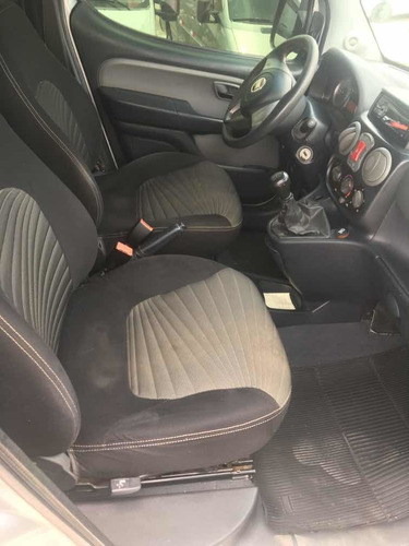 Fiat Doblo 2016 1.8 16v Essence Flex 7 Lugares