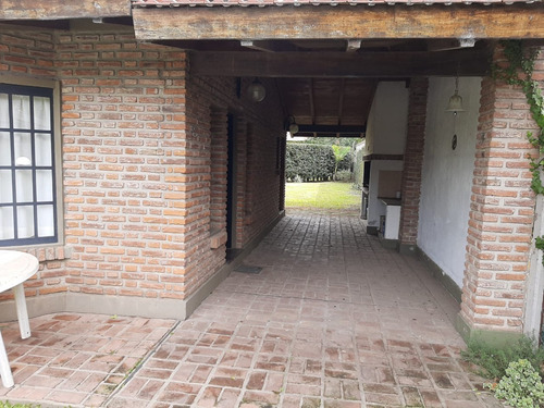 Imagen 5 de 16 de Casa Dos Dormitorios C/piscina, Galería, Parrilla Cubierta, Aire Acondicionado Y Ventiladores De Techo