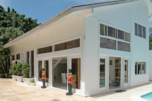 Alquilo Elegante Villa En Casa De Campo De 4 Habitaciones