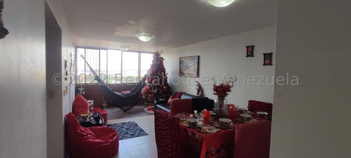 Imagen 6 de 30 de * Apartamentos En Venta * Zona Este Barquisimeto Lara Codigo # 23-16461 Mas Informacion :: 412 - 1498654 , Katty Vasquez Rentahouse Co.