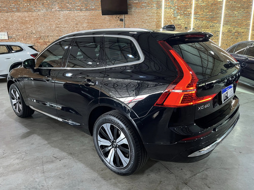 Volvo XC60 2.0 T8 RECHARGE PLUS AWD GEARTRONIC