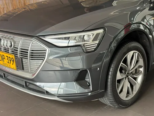 Audi E-tron Advanced