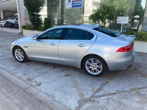 Jaguar Xe 2016 2.0 Pure At