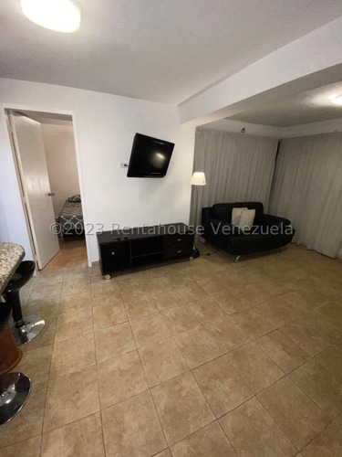 Apartamento En Alquiler Sabana Grande 23-30116 Fabricio Liaz