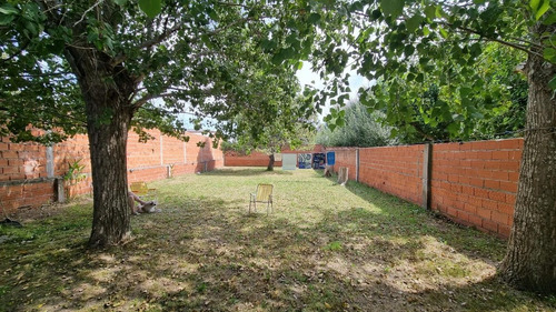 Casa 2 Dormitorios En San Clemente Del Tuyú Con Departamento Independiente Al Frente