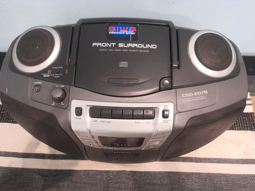 Radiograbador Aiwa Cd,cassett,radio Am-fm Negro (Usado)