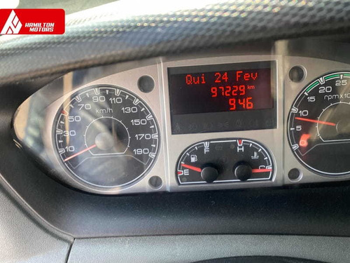 Imagem 9 de 12 de Iveco Daily 55c17