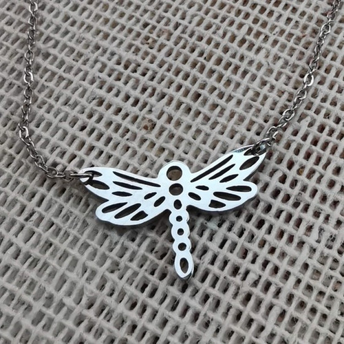 Imagen 4 de 6 de Dije Acero Inoxidable Libélula Origami Con Collar