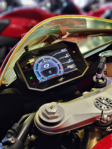 Imagen 7 de 25 de Moto Mv Agusta Superveloce 800 Con Adicionales