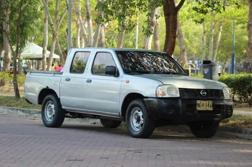 Nissan Frontier 2.4l 4x2