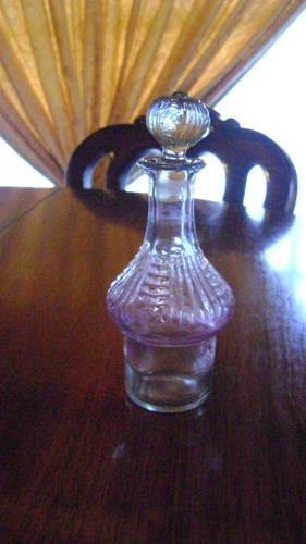 Antiguo Perfumero En Cristal Tallado
