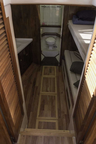 Crucero Clasico De Madera, Claude 31 Pies