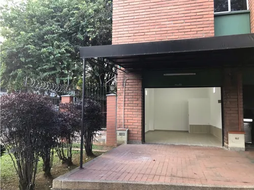 Venta Local Comercial Cerca A Unidad Deportiva De Belén. Alquilado