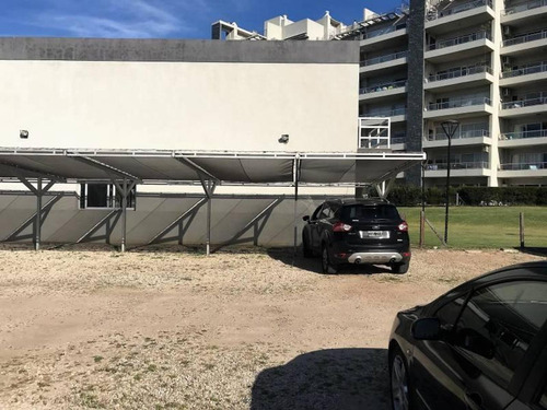 Imagen 2 de 10 de Cochera En Venta En Insignia, El Palmar, Nordelta