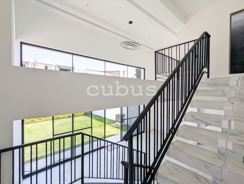 Casa Con Alberca En Venta En Fraccionamiento En Oaxtepec, Morelos
