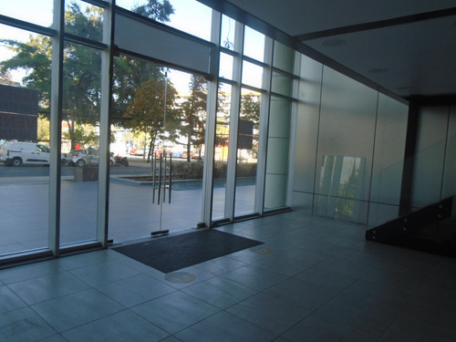 Oportunidad ! Local De 97,57 M2 - Tranqueras- Av Las Condes