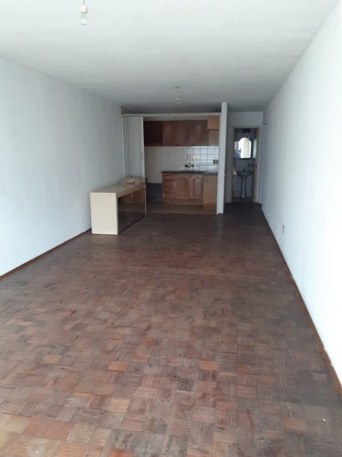 Imagen 4 de 14 de 904 Venta Apto C/renta Balcon Al Frente Tres Cruces