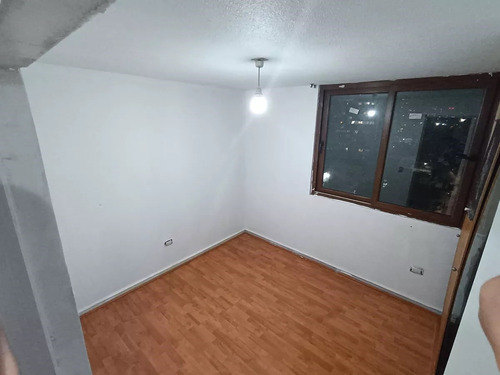 Departamento En Arriendo De 4 Dorm. En San Miguel