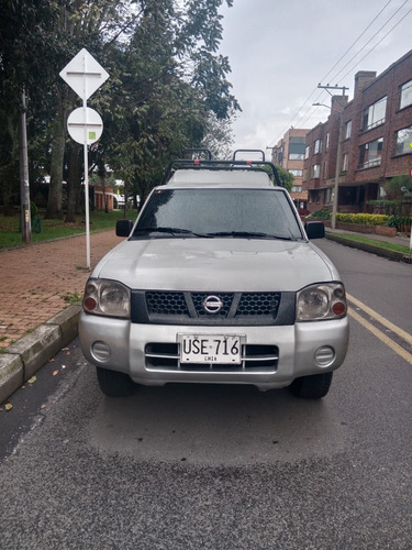 Nissan Frontier 2.4 Std D22 4x2