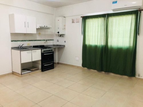 Imagen 5 de 12 de Venta!!! Departamento 2 Ambientes 1er Piso En Edificio, Haedo