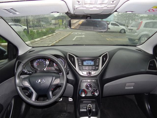 Hyundai Hb20x Premium 1.6 Gamma Flex 16v