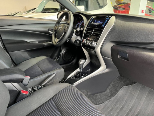 Imagem 9 de 10 de Yaris Xl 1.3 Flex 16v 5p Aut.