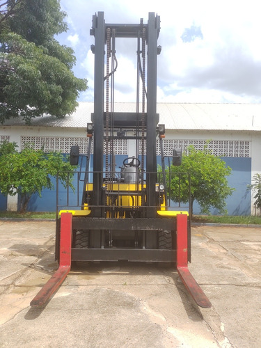 Empilhadeira Hyundai 7,0t * Diesel * 2016 - 7 Toneladas