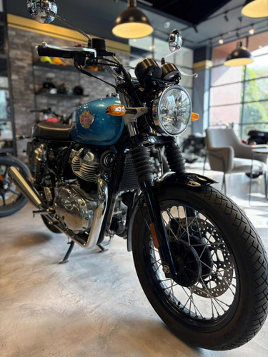 Interceptor 650 Con Escapes S&s