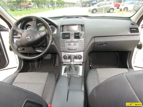 Imagen 11 de 14 de Mercedes-benz Clase C 200 Cgi Blueefficiency 156 Hp