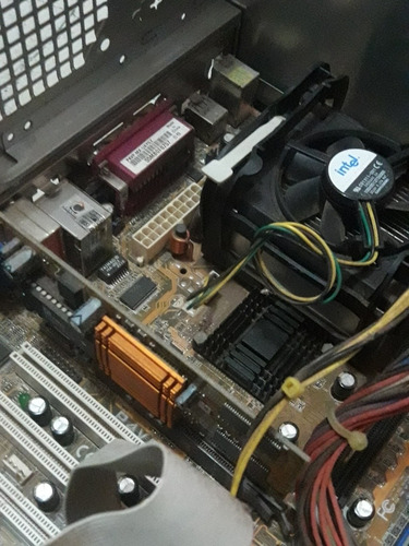 Computador Cpu Antigo Vintage Coleção Asus P/ Recuperar