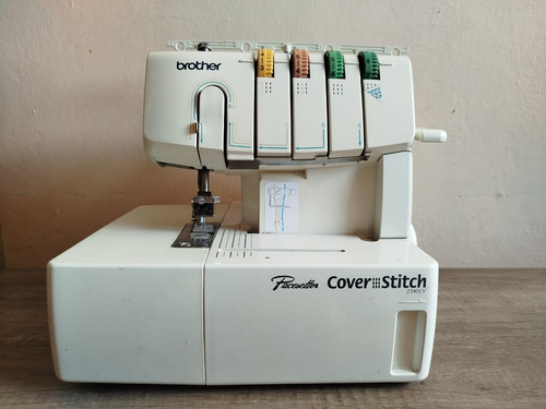 Máquina De Coser Collaretera Brother 2340cv