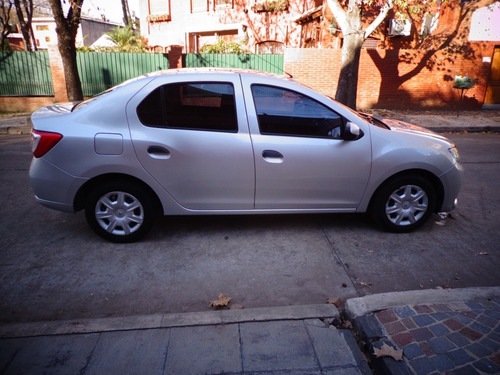 Imagen 10 de 14 de Renault Logan || Authentique Plus C/ Gnc