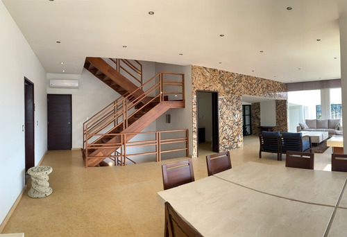 Imagen 5 de 29 de Se Renta Excelente Casa Amueblada En Bosque Real En Loma Rea