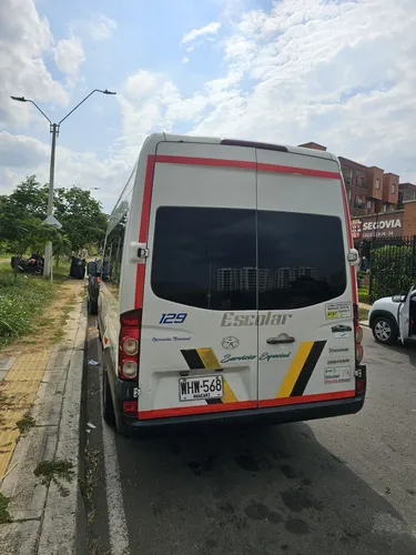 Buseta De 18 Personas 2 Dueños Todo Original