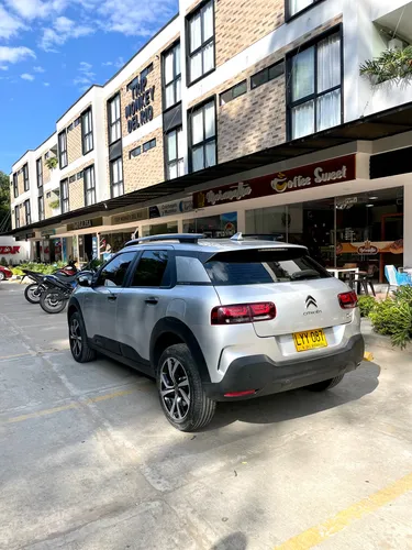 Citroën C4 Cactus 1.6 Shine Turbo Aut