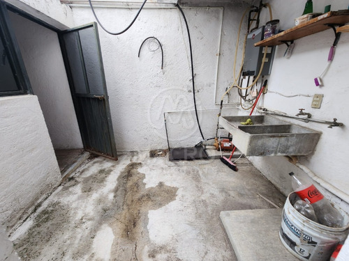Casa En Venta En Col. Volcanes De Cuautla Apta A Créditos Con 3 Recamaras Amplias