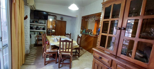 Imagen 4 de 12 de Casa Dos Dormitorios Con Local
