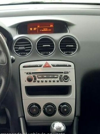 Marco Frente Adaptador Estereo 2 Din Peugeot 308 408 Gris