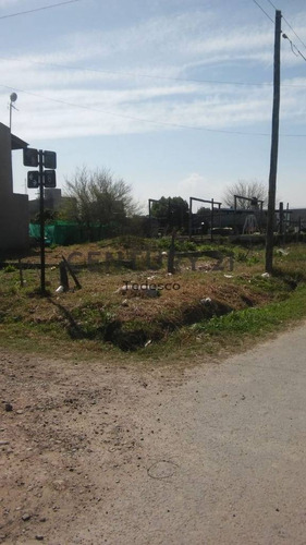 Imagen 10 de 10 de 476 Entre 5 Y 6 . Terreno En Venta, City Bell.-
