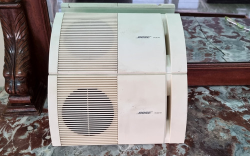 Bose Parlantes Satelites Modelo 100 Blancos Par (Usado)