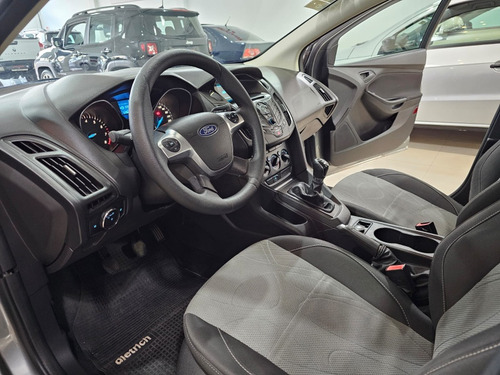 Ford Focus III 1.6 S