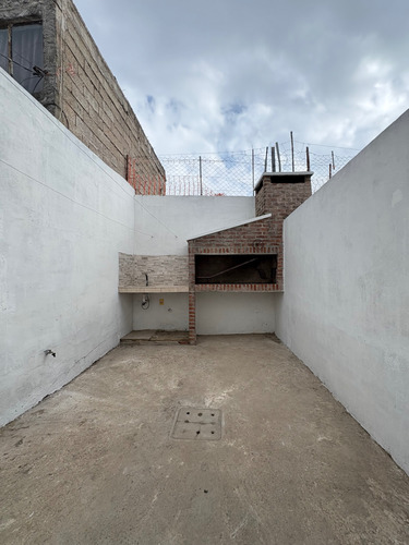Alquiler Duplex Apartamento 2 Dormitorios Parrillero Cochera La Cruz De Carrasco